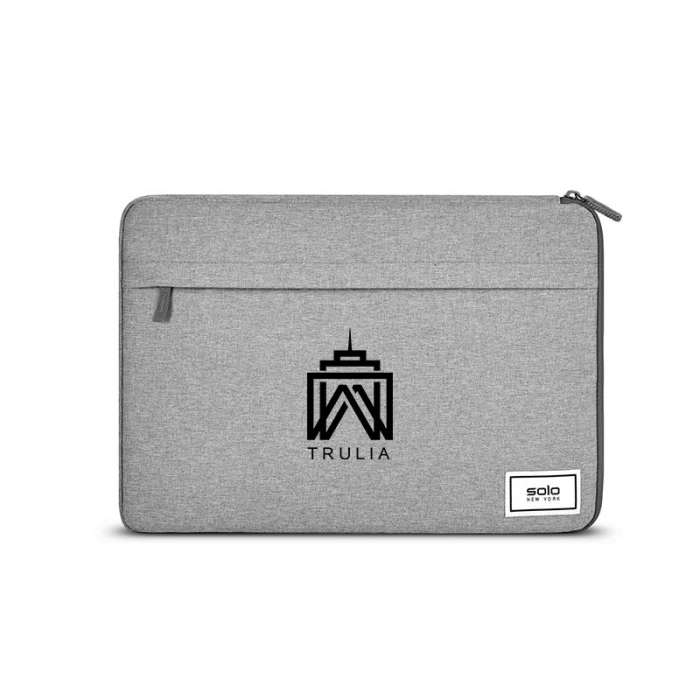Solo New York Promotional Refocus 15.6 Inch Sleeves